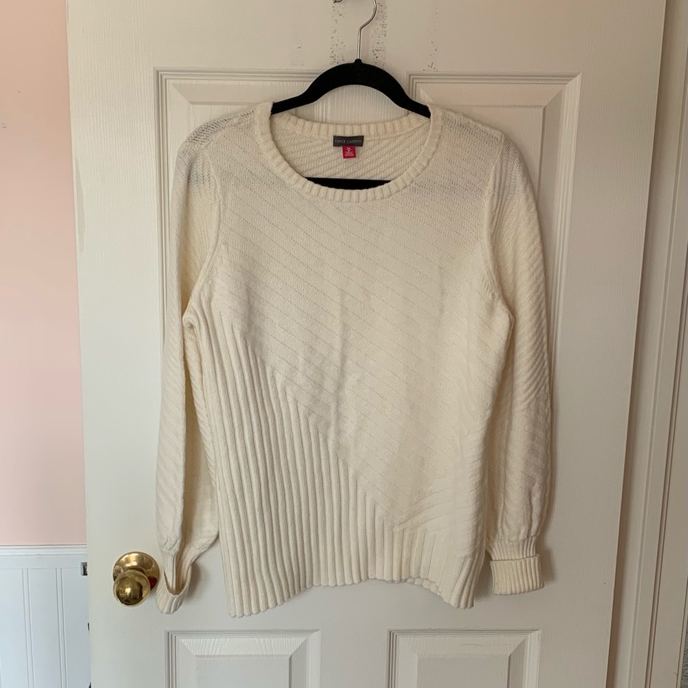 Vince Camuto Sweater - Picture 11 of 12